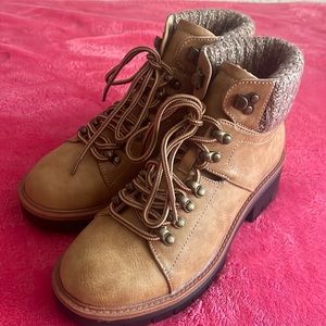Mia brown Ricklowswe boots